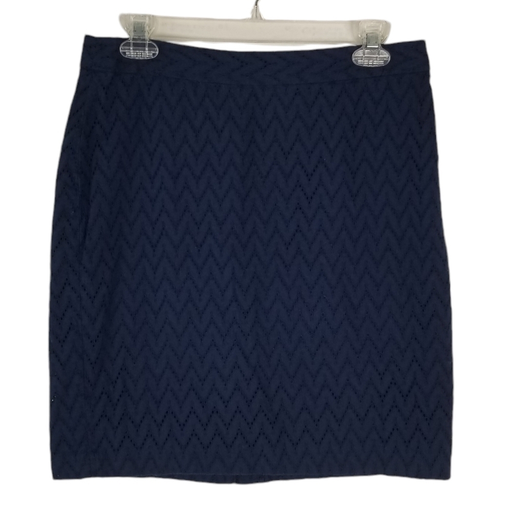 Banana Republic Navy Eyelet Lace Pencil Skirt Size 8 Careerwear